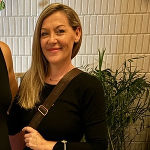 Meet your Posher, Eve